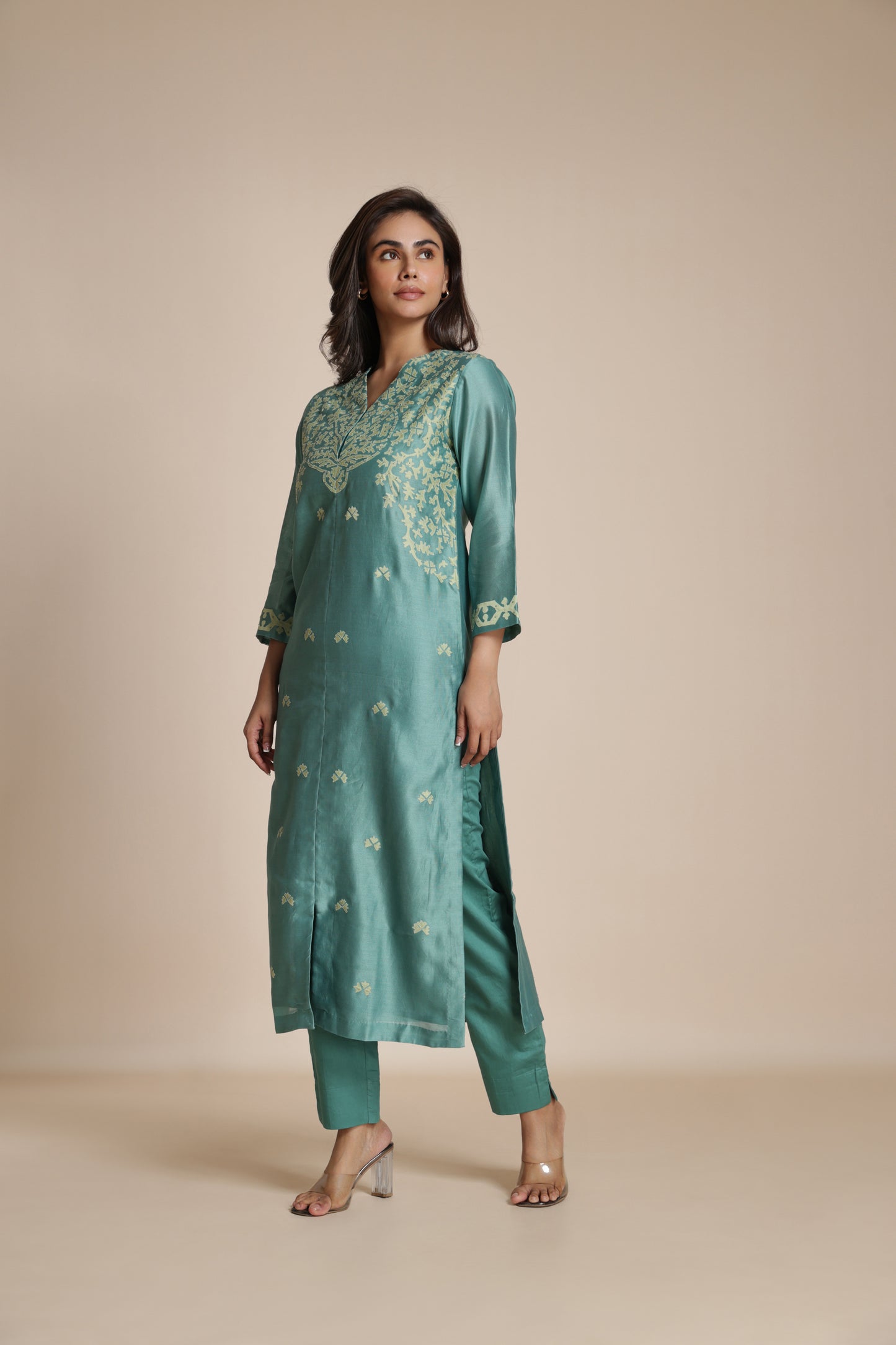 Filigree Appliqué Kurta