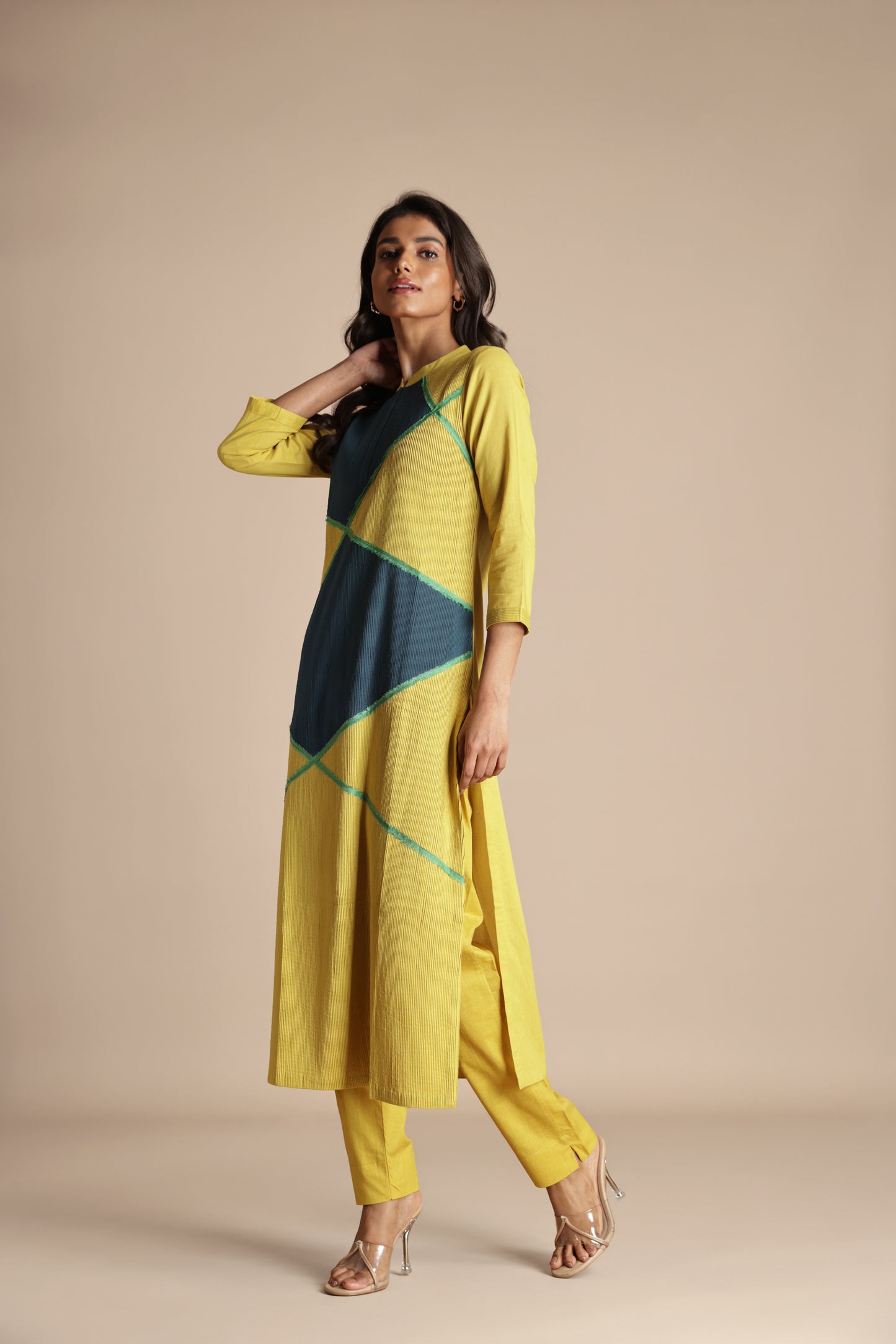 Vertex Pintuck Kurta